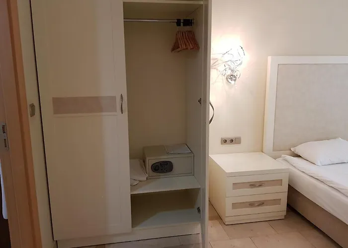 Goldcity 2 Bedroom 3*