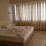 公寓式酒店 Goldcity 2 Bedroom 3*