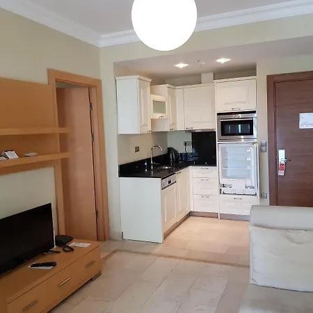 Goldcity 2 Bedroom *