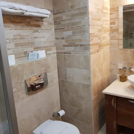 מלון דירות Goldcity 2 Bedroom 3*